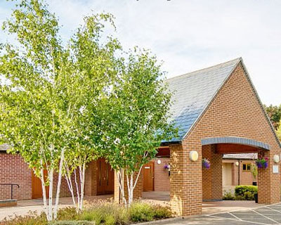 Family run Funeral Directors based in Totnes Devon for Cremation and Burial Funerals, covering Torquay, Newton Abbot, Exeter, Brixham, Paignton, South Devon and South Hams Cremation Newton Abbot, Cremation Torquay, Cremation Brixham, Cremation Ashburton, Cremation South Hams, allwood Cremation Totnes